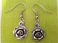 Pendientes de rosa
